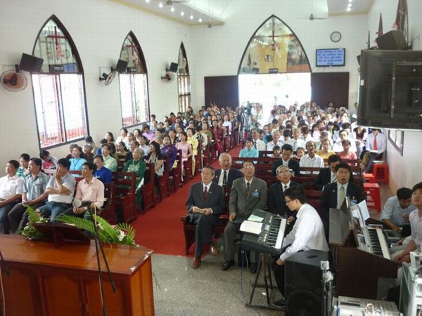 An Giang: Spiritual refresher conference held